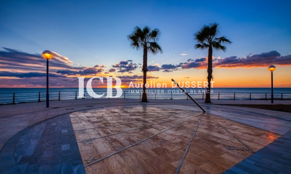 Reventa - Casa independiente -
Orihuela Costa - Playa Flamenca