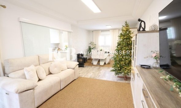 Reventa - Casa independiente -
San Miguel de Salinas - Las filipinas