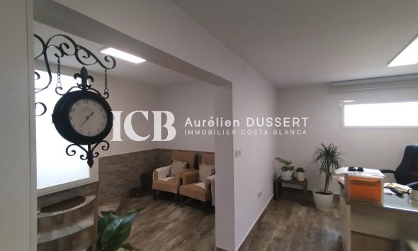 Reventa - Casa independiente -
San Miguel de Salinas - Las filipinas