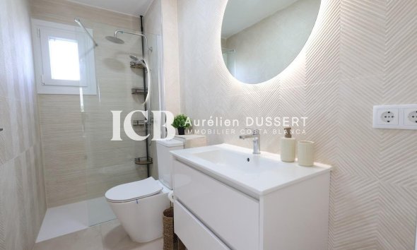 Reventa - Apartamento / piso -
Orihuela Costa - La Zenia