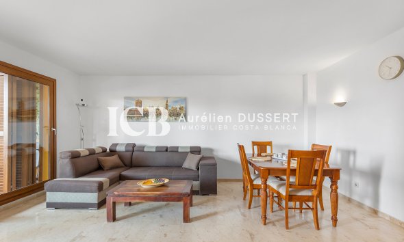 Reventa - Apartamento / piso -
Punta Prima - Torrevieja