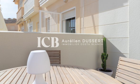 Reventa - Adosado -
Orihuela Costa - Lomas de Cabo Roig