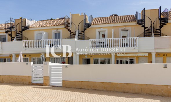 Reventa - Adosado -
Orihuela Costa - Lomas de Cabo Roig