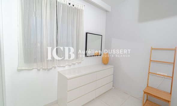 Reventa - Apartamento / piso -
Orihuela Costa - La Zenia