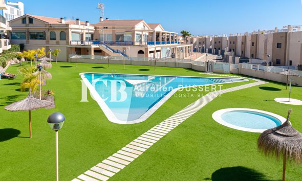 Reventa - Apartamento / piso -
Orihuela Costa - La Zenia