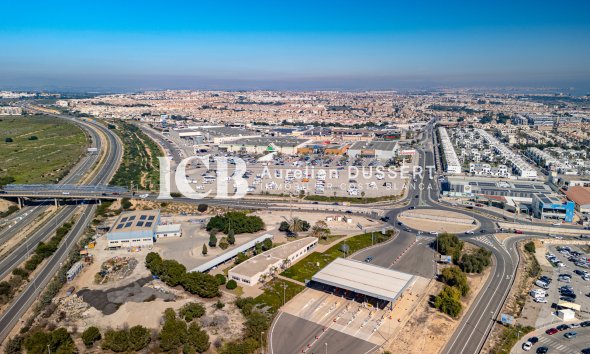 Reventa - Apartamento / piso -
Orihuela Costa - La Zenia