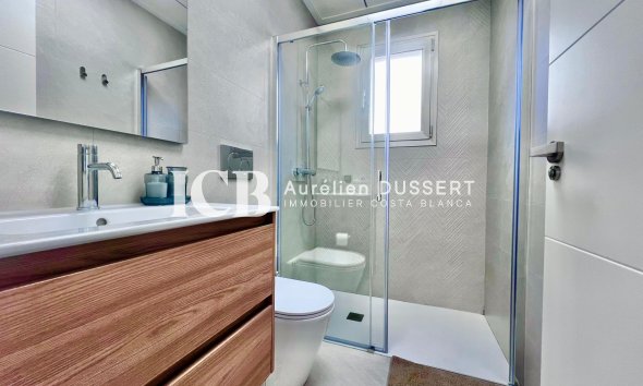 Reventa - Apartamento / piso -
Torrevieja - torrevieja