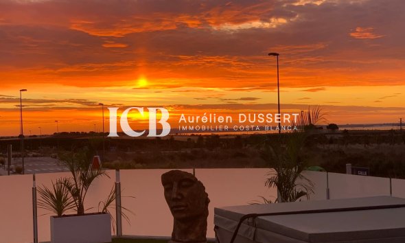 Reventa - Villa -
Orihuela Pueblo - Entre Naranjos Vistabella Golf