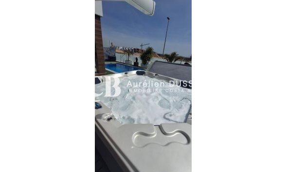 Reventa - Villa -
Orihuela Pueblo - Entre Naranjos Vistabella Golf