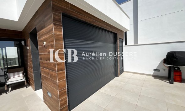 Reventa - Villa -
Orihuela Pueblo - Entre Naranjos Vistabella Golf