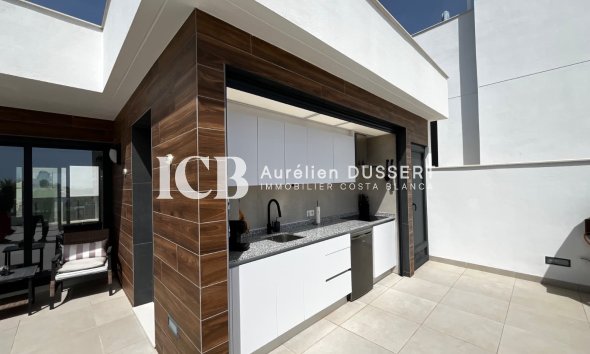 Reventa - Villa -
Orihuela Pueblo - Entre Naranjos Vistabella Golf