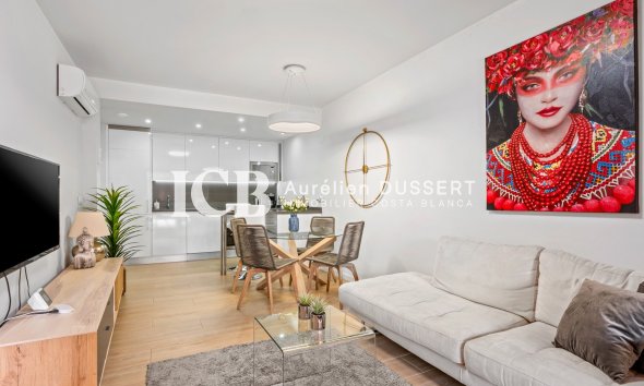Resale - Apartment / flat -
Orihuela Costa - Villamartín