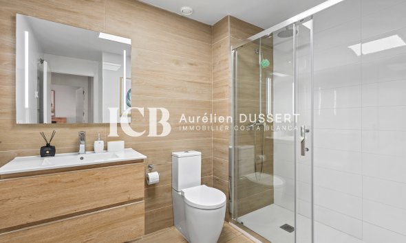 Resale - Apartment / flat -
Orihuela Costa - Villamartín
