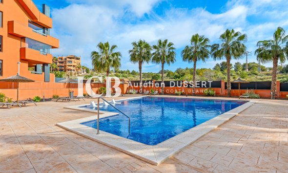 Resale - Apartment / flat -
Orihuela Costa - Villamartín