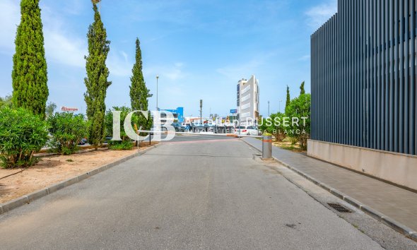 Resale - Apartment / flat -
Orihuela Costa - La Zenia