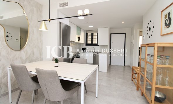 Resale - Apartment / flat -
Orihuela Costa - Villamartín