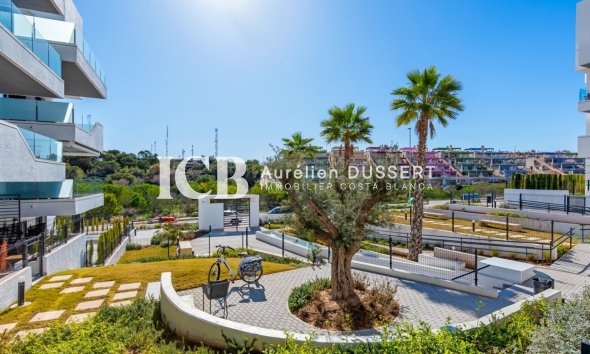 Resale - Apartment / flat -
Orihuela Costa - Villamartín