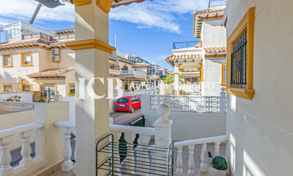 Resale - Townhouse -
Orihuela Costa - Playa Flamenca
