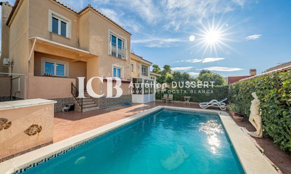 Resale - Townhouse -
Torrevieja - El Chaparral