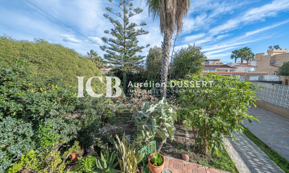 Resale - Townhouse -
Torrevieja - El Chaparral
