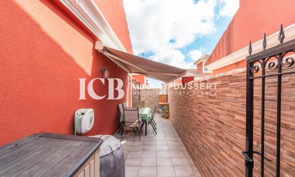 Resale - Townhouse -
Orihuela Costa - PAU 8