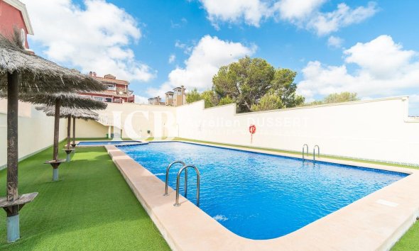 Resale - Townhouse -
Orihuela Costa - PAU 8