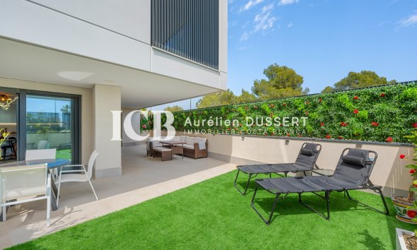 Revente - Appartement -
Orihuela Costa - Campoamor