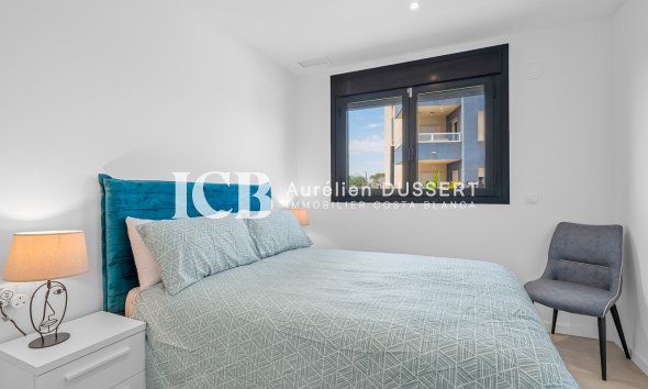 Revente - Appartement -
Orihuela Costa - Campoamor