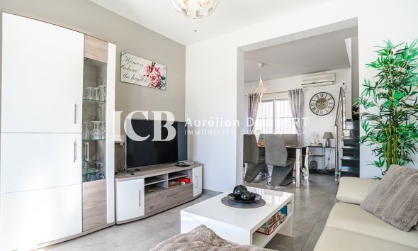 Resale - Townhouse -
Algorfa