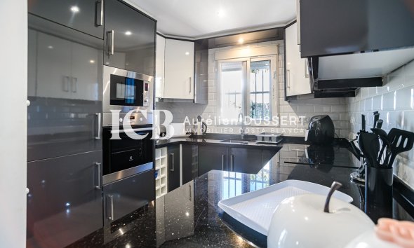 Resale - Townhouse -
Algorfa