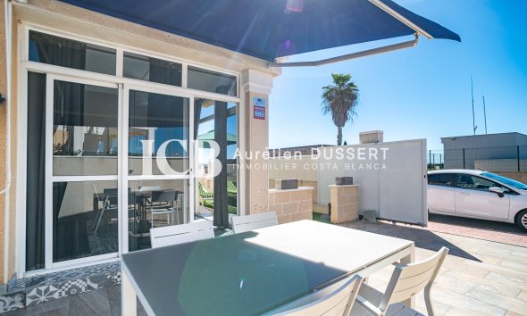 Resale - Townhouse -
Algorfa
