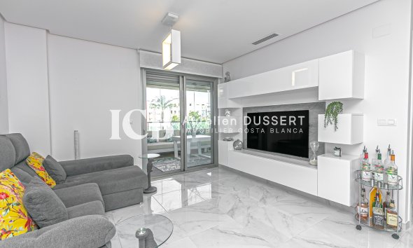 Revente - Appartement -
Orihuela Costa - Los Dolses