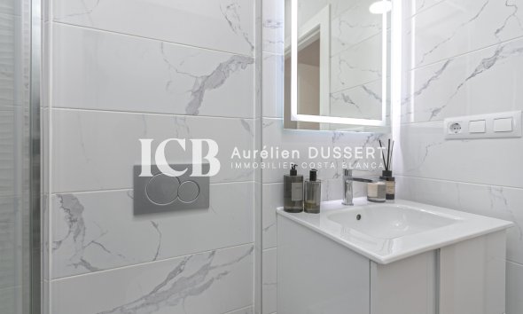 Revente - Appartement -
Orihuela Costa - Los Dolses
