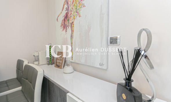 Revente - Appartement -
Orihuela Costa - Los Dolses