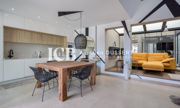Revente - Maison individuelle -
Benijofar