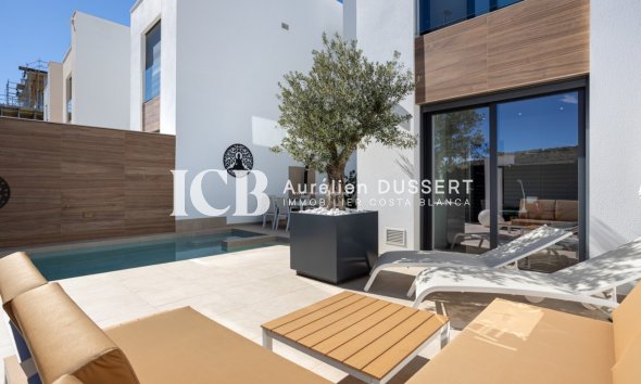 Revente - Maison individuelle -
Benijofar