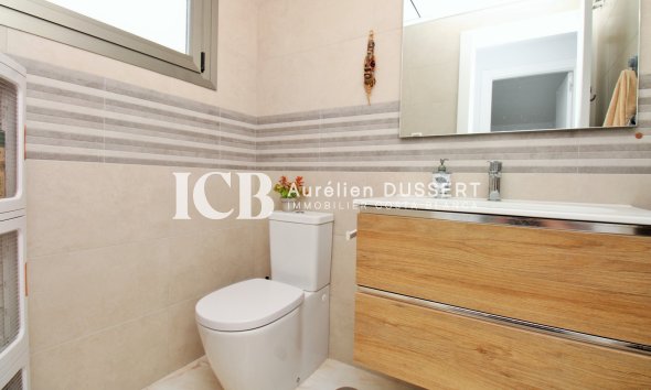 Revente - Villa -
Orihuela Costa - Villamartín