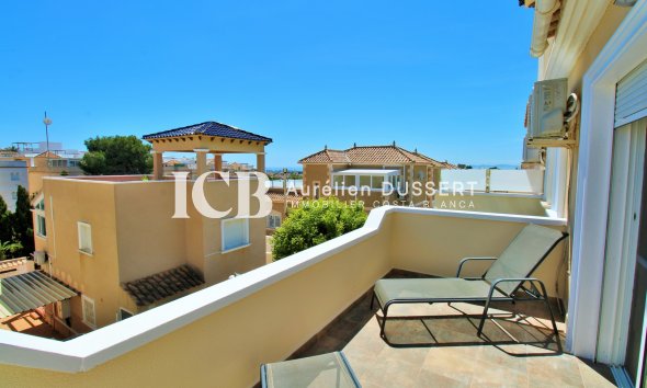 Revente - Maison mitoyenne -
Orihuela Costa - Villamartín