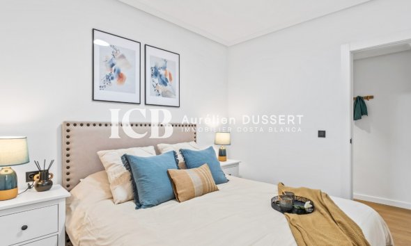 Revente - Appartement -
Orihuela Costa - Playa Flamenca