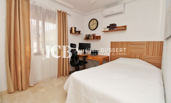 Revente - Maison mitoyenne -
Orihuela Costa - Villamartín