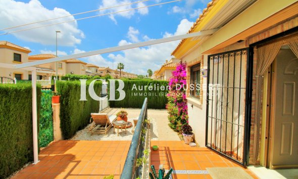 Revente - Maison mitoyenne -
Orihuela Costa - Villamartín