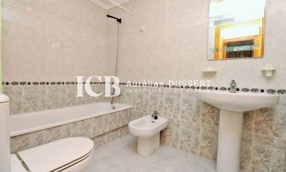 Revente - Appartement -
Orihuela Costa - Playa Flamenca