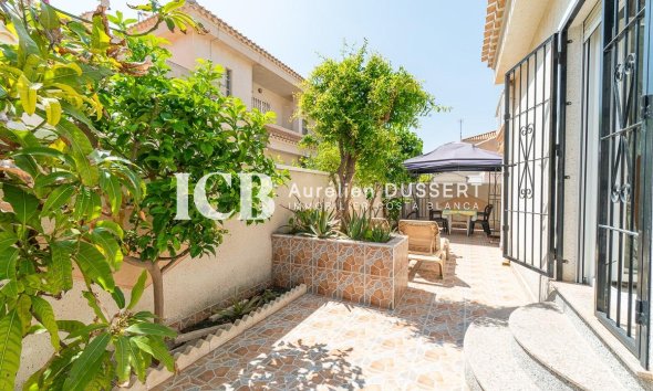 Revente - Maison individuelle -
Orihuela Costa - Playa Flamenca