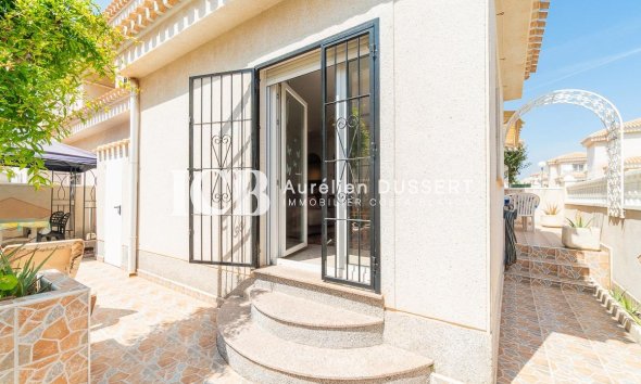 Revente - Maison individuelle -
Orihuela Costa - Playa Flamenca