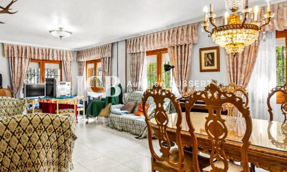 Revente - Villa -
Torrevieja