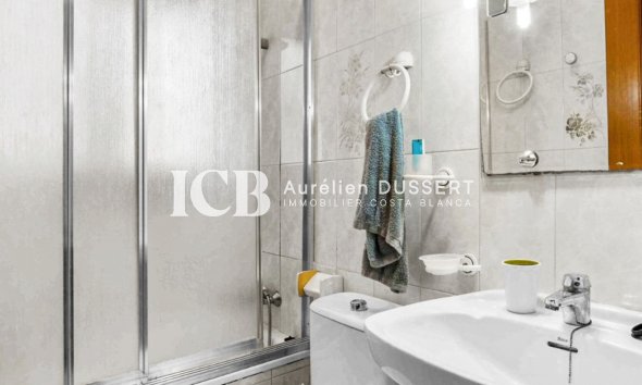 Revente - Villa -
Torrevieja
