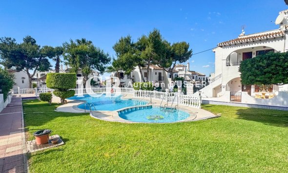 Revente - Appartement -
Torrevieja - Nueva Torrevieja - Aguas Nuevas