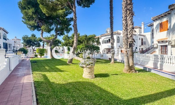 Revente - Appartement -
Torrevieja - Nueva Torrevieja - Aguas Nuevas