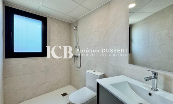 Revente - Appartement -
Alicante