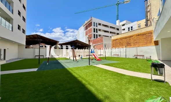 Revente - Appartement -
Alicante